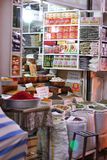 25.5. 2008 - Šíráz, obchod kořením v bazaru