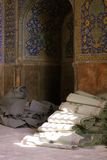 29.5. 2008 - Esfahan, složené koberce v imámově mešitě