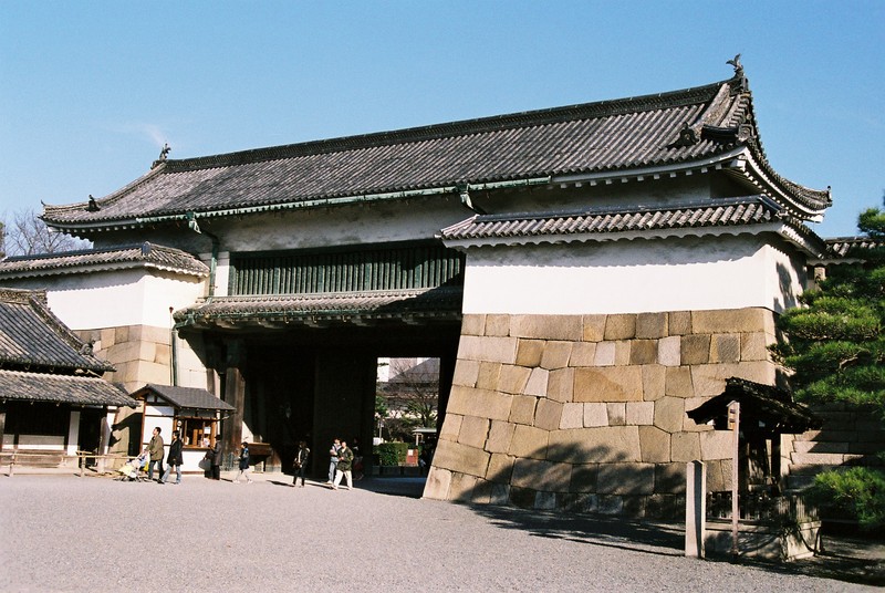 Kjóto, hrad Nijó, východní brána zevnitř