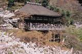 5.4. 2007 - Kjóto, chrám Kiyomizu-dera, ačkoli nejlepší je to prý na podzim