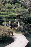 8.4. 2007 - Kanazawa, maminka v parku u svatyně Oyama
