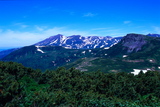 18.7. 2007 - Hókkaidó, Daisetsu-zan, pohled z vrcholu Goshiki-dake (1868m) k Asahi-dake na severu, napravo je Chúbetsu-dake (1962m) 