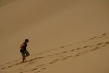 17.5. 2008 - Chongorin Els čili Zpívající duny. Linda je do kopce děsně rychlá.