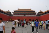 30.7. 2008 - Peking, Zakázané město. Polední brána.