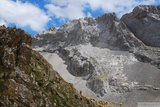 Pohled na skály hory Gabieto, barvy se tu střídají velmi často.