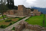 Ruiny Rabdentse, kde bývalo asi druhé hlavní město Sikkimu, nyní je zřejmě staví znovu.